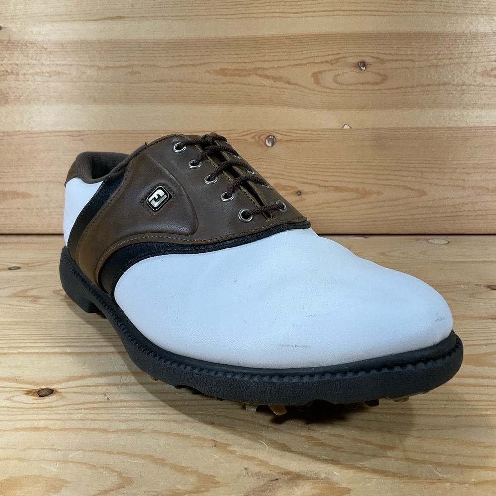 FootJoy GreenJoys Saddle Golf Shoes Spikes 
45330
Men's 9 WIDE
White Brown Black